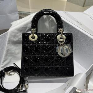 Dior軽くて着心地がいい 創意デザイン オシャレな新作スーパー コピー ブランドバッグ..
